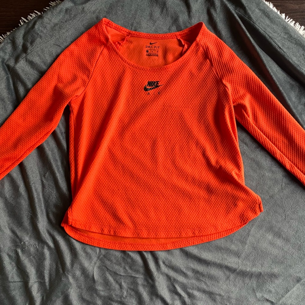 Nike Air Long-Sleeve Dri-Fit Shirt